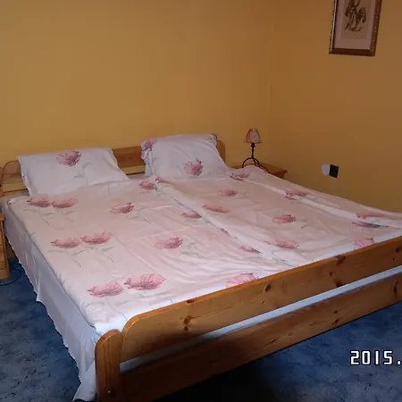 Kisecset-vendeghaz Penzion