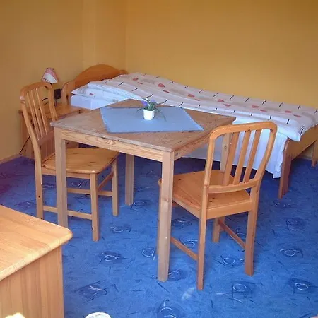 Kisecset-vendeghaz *